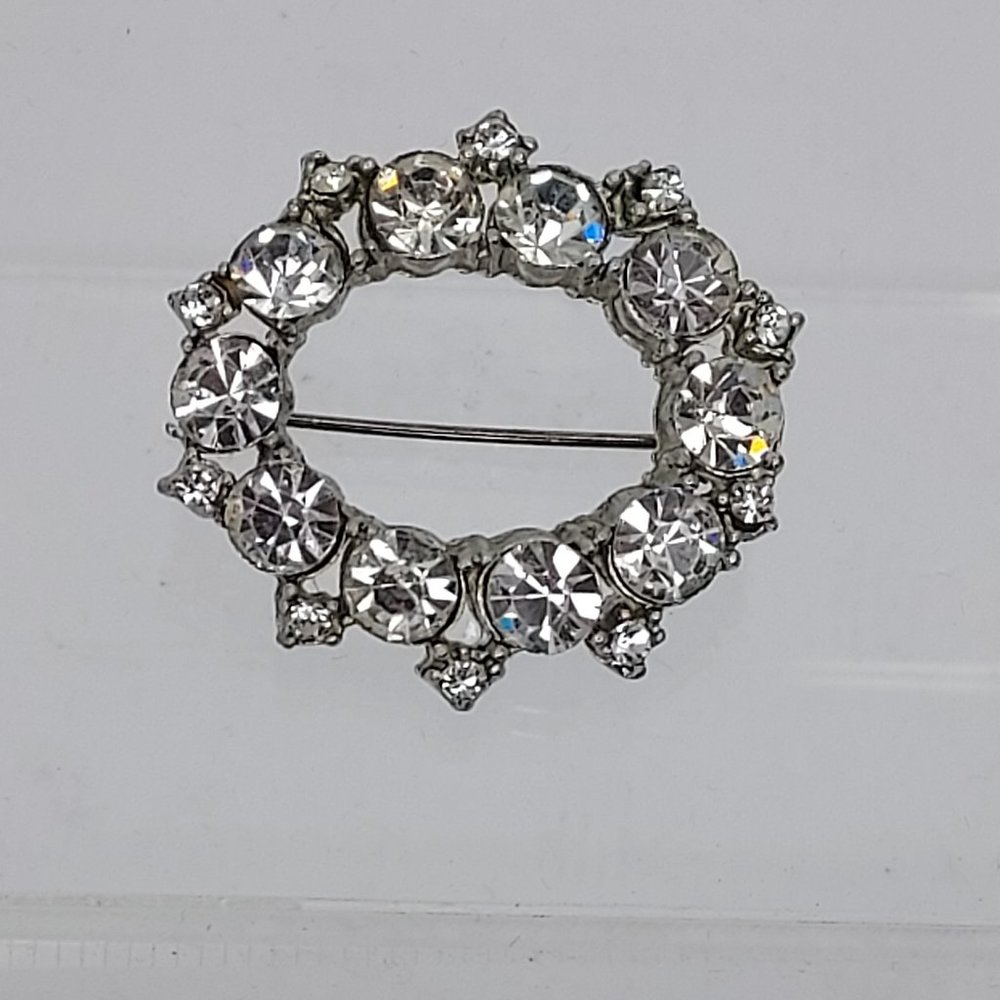 Vintage Round Rhinestone Brooch